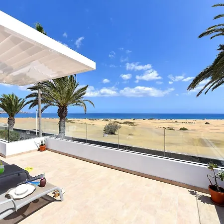 Beachfront Del Ingles Exclusive Breathtaking Views Over The Sea And Dunes Private Heated Pool Terrace Bbq 200 M To, Villa Las Palmas de Gran Canaria