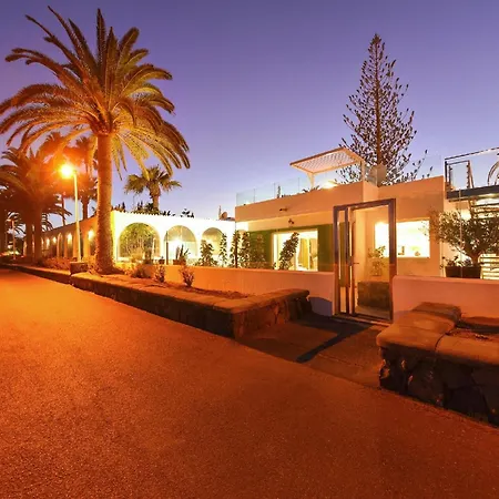 Beachfront Del Ingles Exclusive Breathtaking Views Over The Sea And Dunes Private Heated Pool Terrace Bbq 200 M To, Las Palmas de Gran Canaria